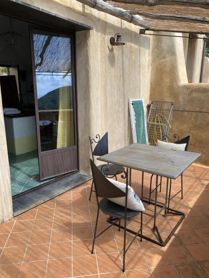 Casa Vacanze A Lea L'Ua Finale Ligure Room photo